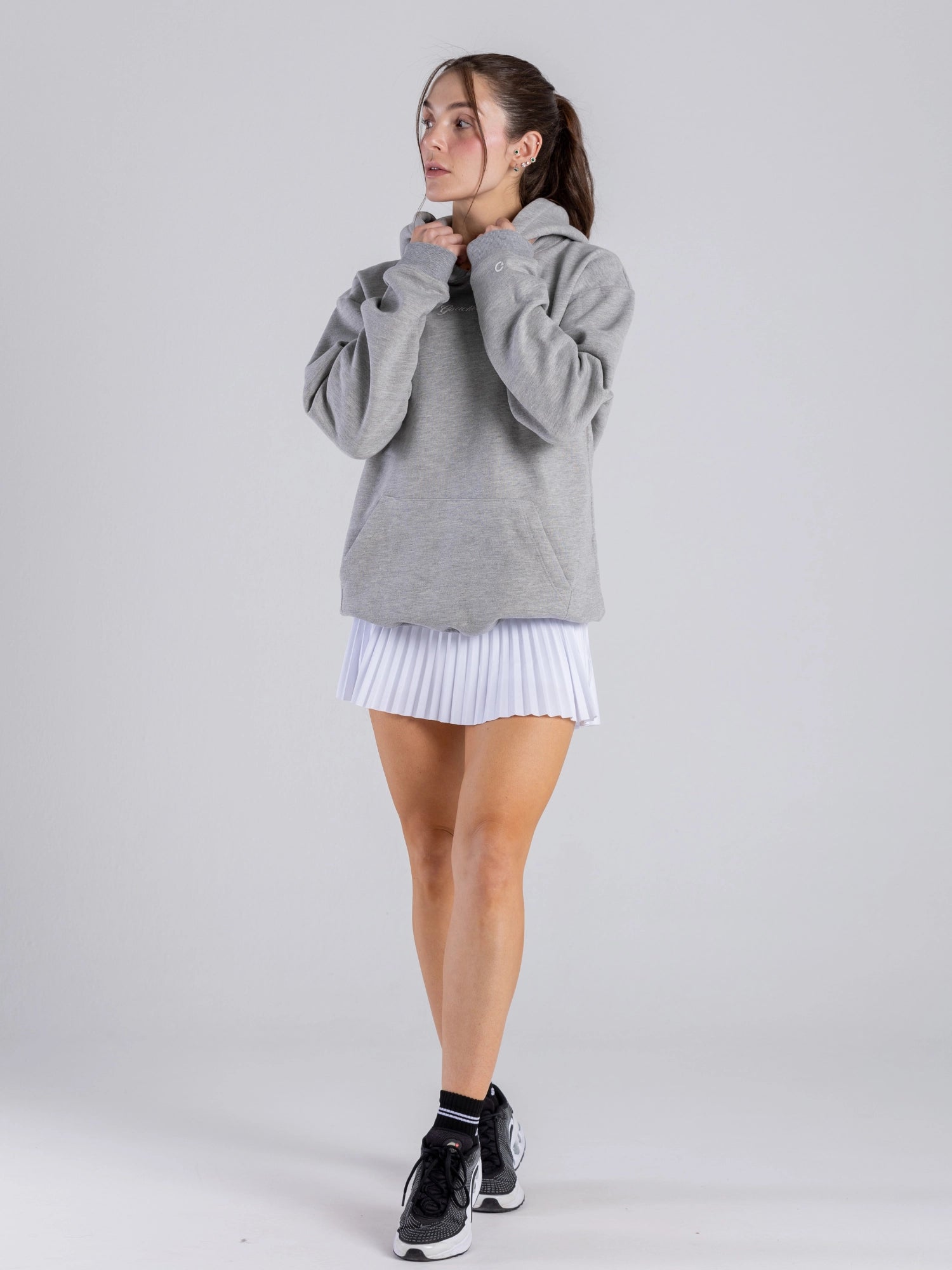 HOODIE ESSENTIAL