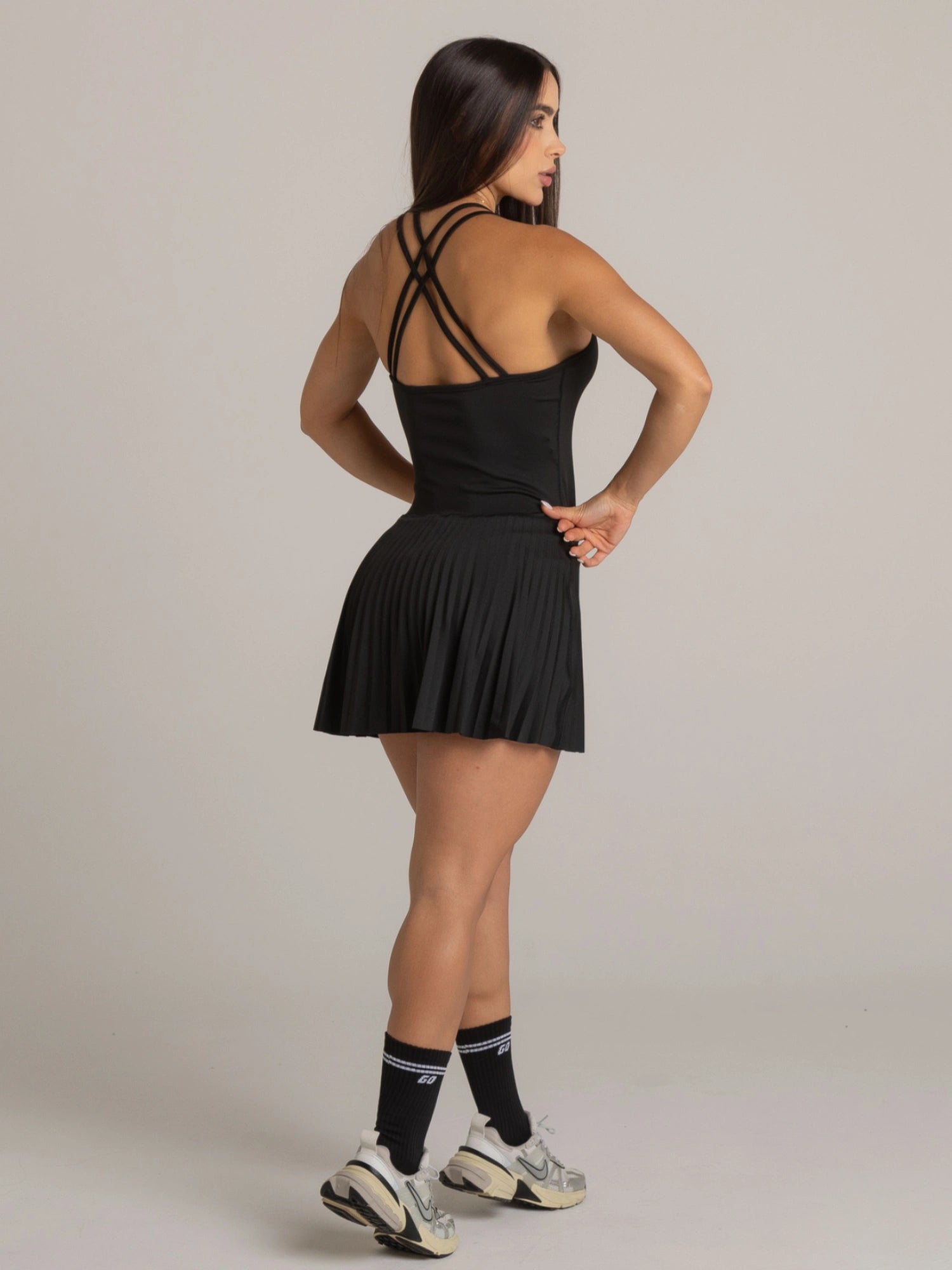 VESTIDO TIRAS NEGRO