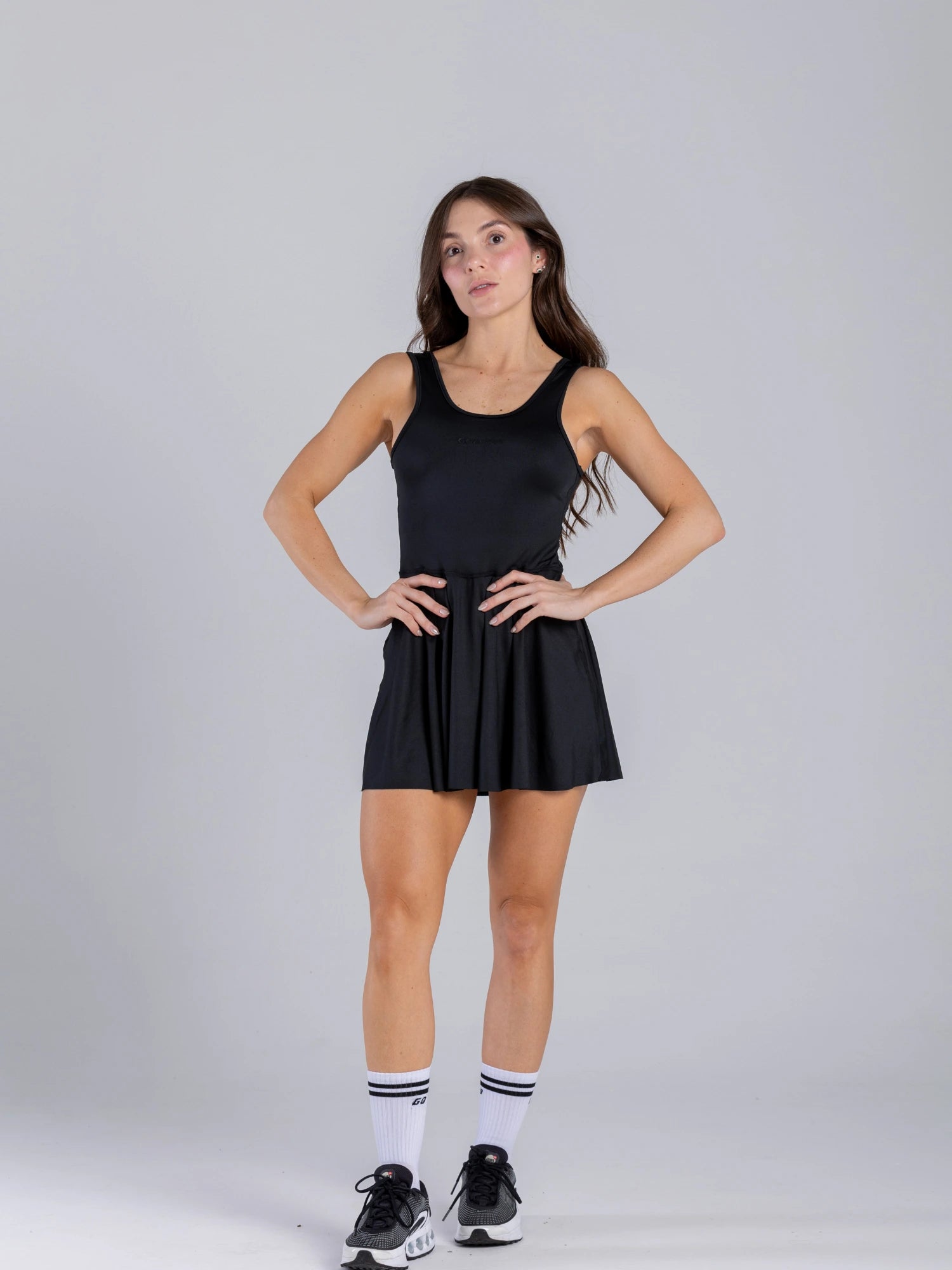 VESTIDO ESSENTIAL NEGRO