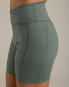 SHORT ESSENZA PRETINA V SALVIA